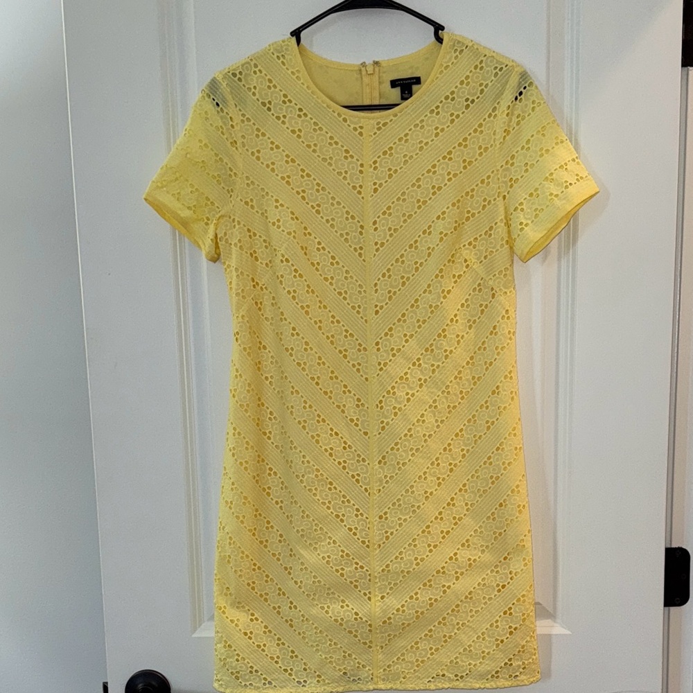 Chic Yellow Lace Mini Dress